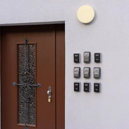 Betweenlakes Ground Fl Διαμέρισμα *