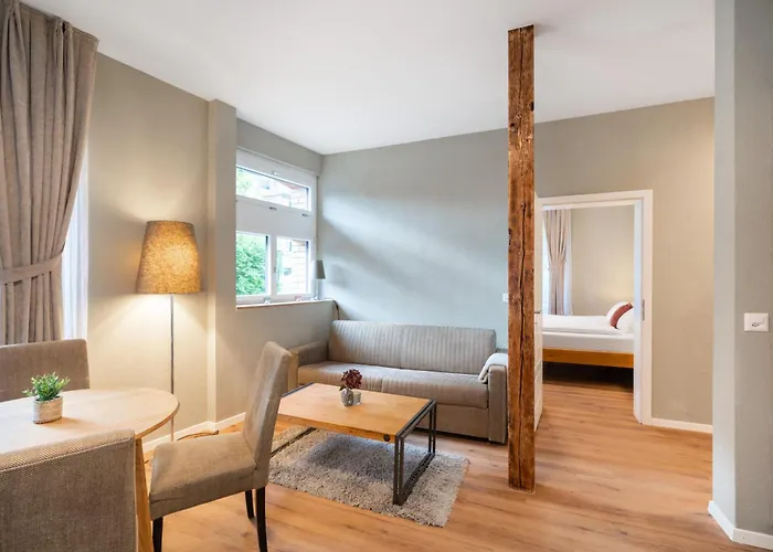 Betweenlakes Ground Fl Apartment *