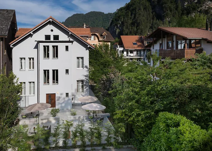 Betweenlakes Ground Fl * インターラーケン